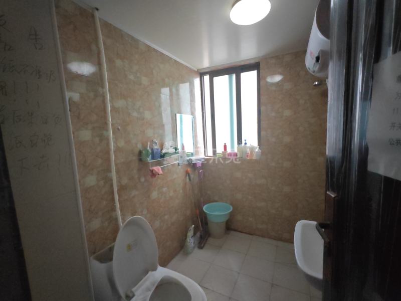 可逸兰亭8447037卫生间图5