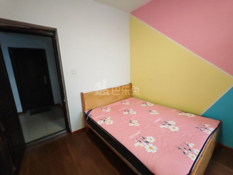 可逸兰亭8447037卧室图1