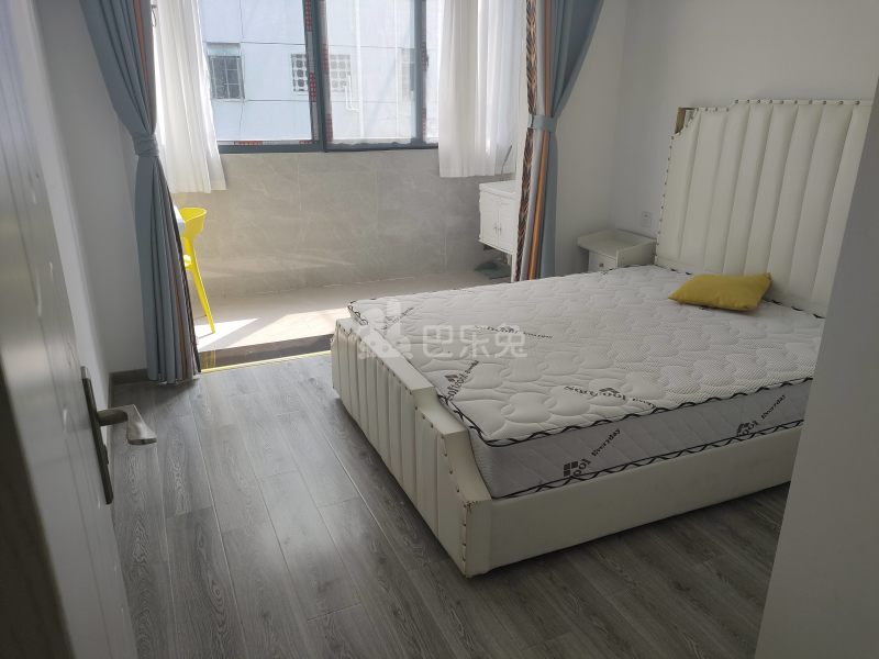西宝兴路922弄小区8448098卧室图4
