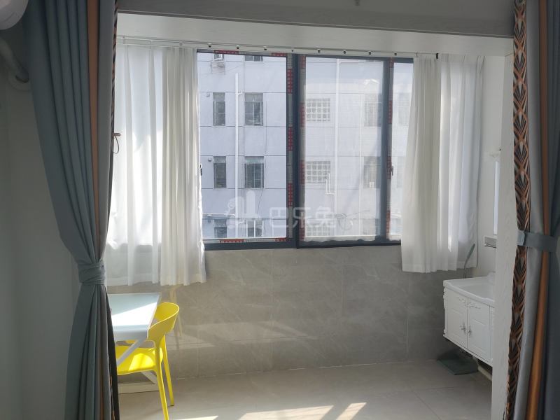 西宝兴路922弄小区8448098卧室窗户图9