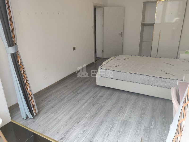 西宝兴路922弄小区8448098卧室图3