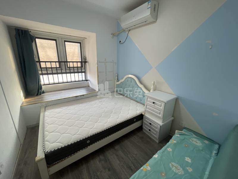 绿地象屿德馨嘉苑（苏河公园）8456890卧室图5