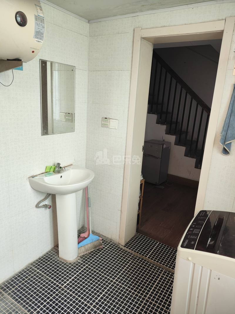 黄城花园西区12123696卫生间图11