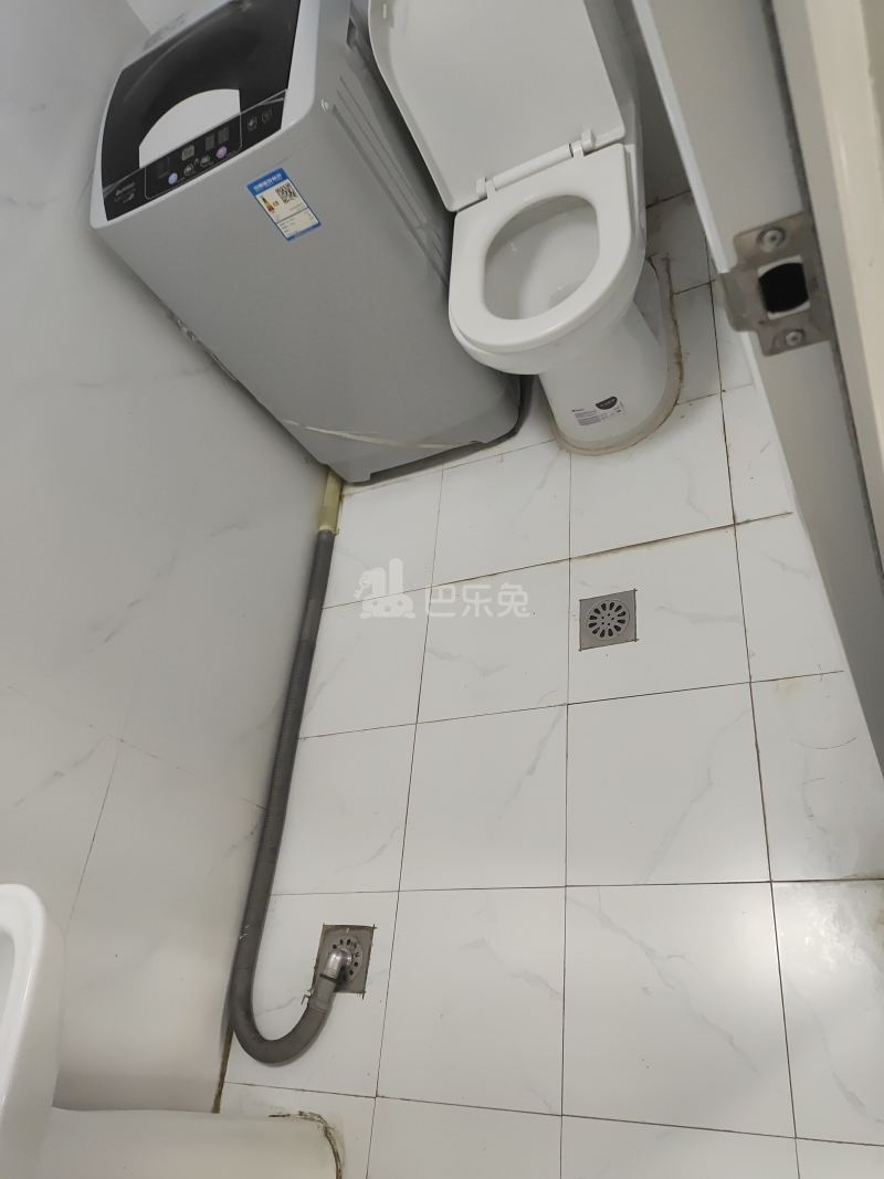 金帝海珀雅苑（二期）8472822卫生间图6