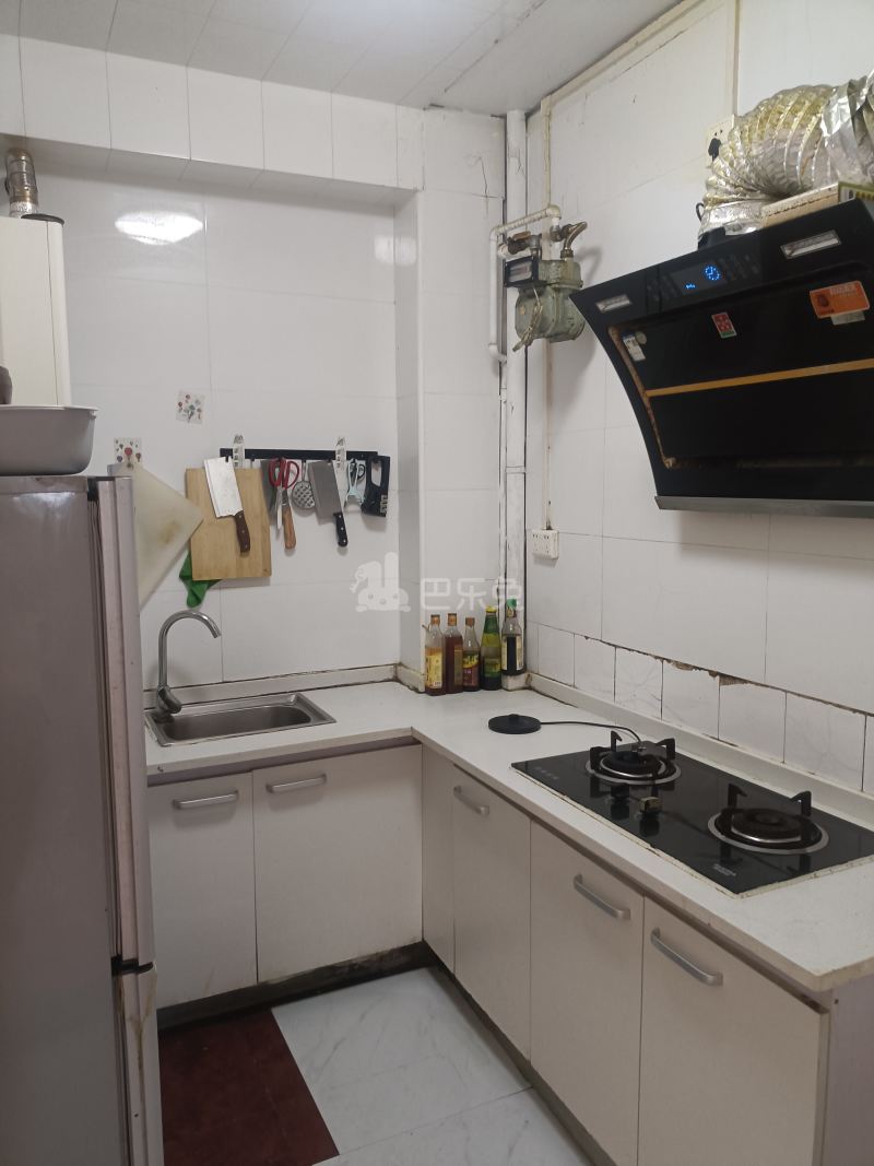 银霄大厦A楼1831592厨房图4