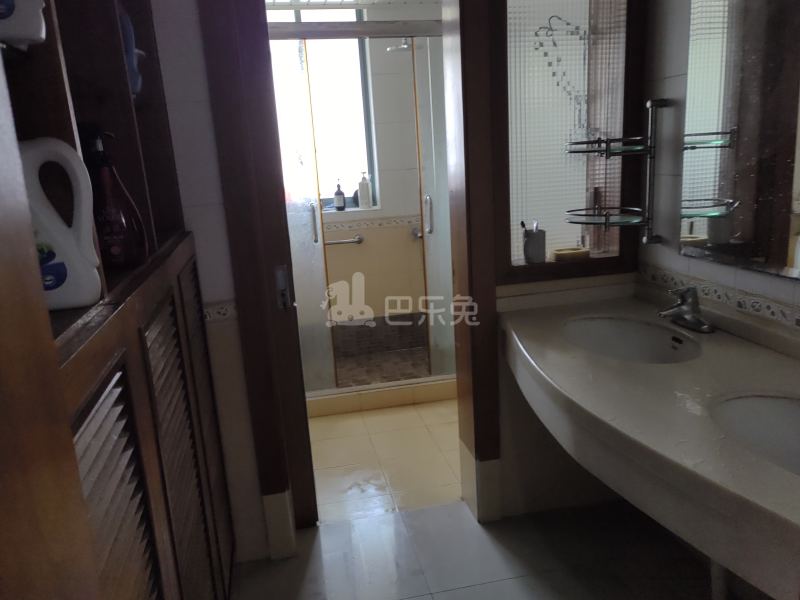 新梅共和城8066513卫生间图4