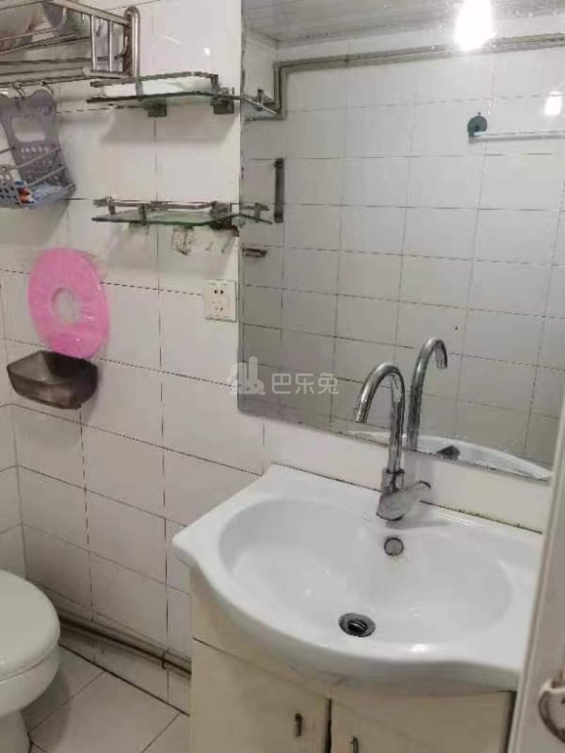 仙霞路小区8521314卫生间图6