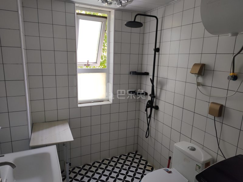 永翔佳苑东区8525295卫生间图5