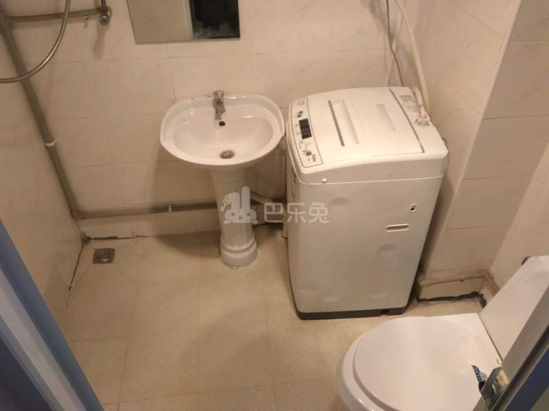 新凯城兰馨苑852800卫生间图10