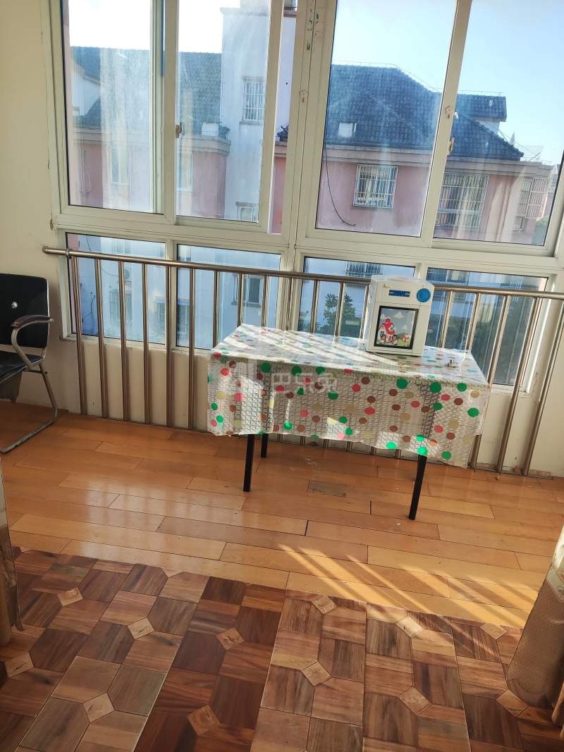 集善新村8542234卧室窗户图9