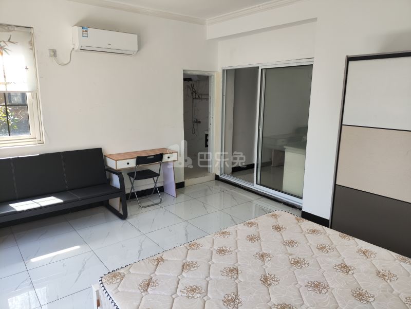 龙湖郦城（蓝湖郡）8554386卧室图1