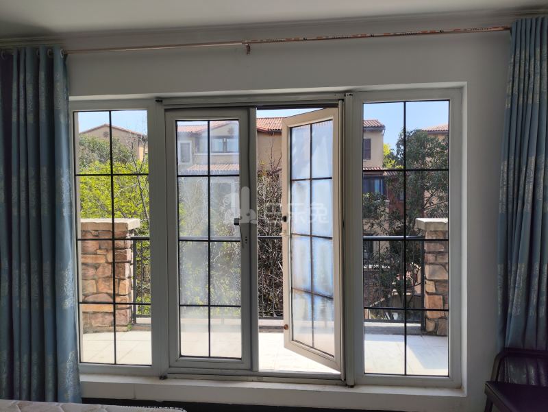 龙湖郦城（蓝湖郡）8554386卧室窗户图7