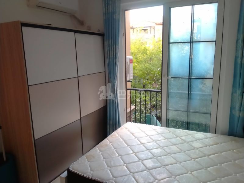 龙湖郦城（蓝湖郡）8554388卧室图2