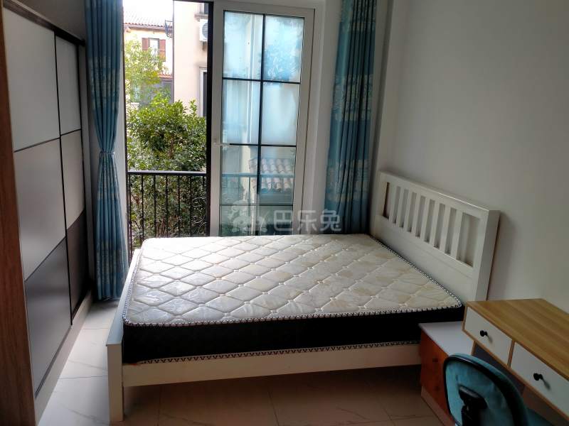 龙湖郦城（蓝湖郡）8554388卧室图1