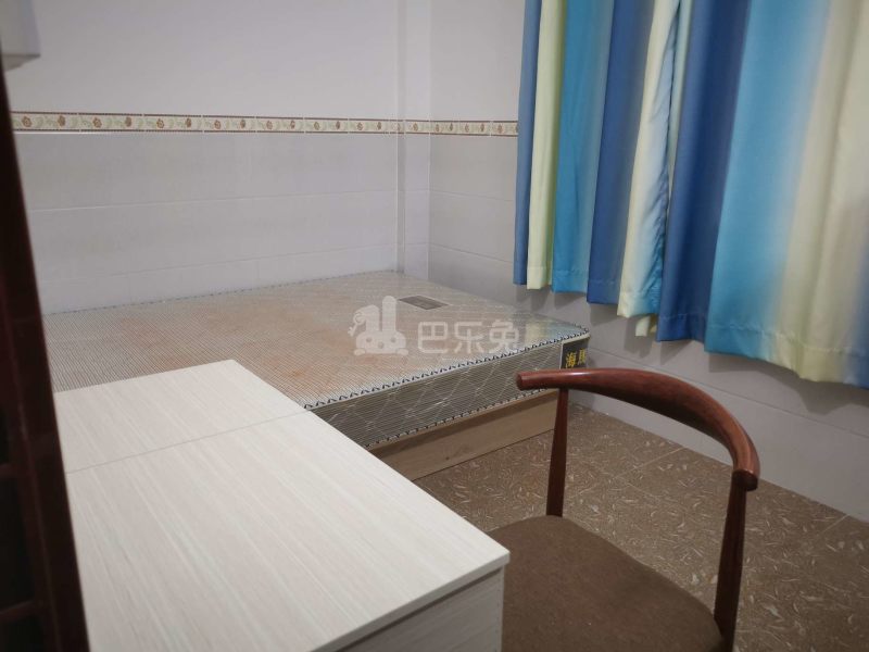 南浦西三村西乡三路4-18570527卧室图1