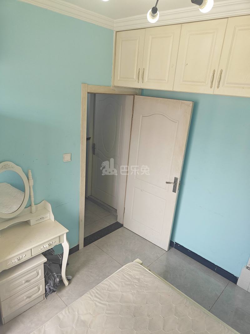 翁梅新苑三区8571959卧室图3