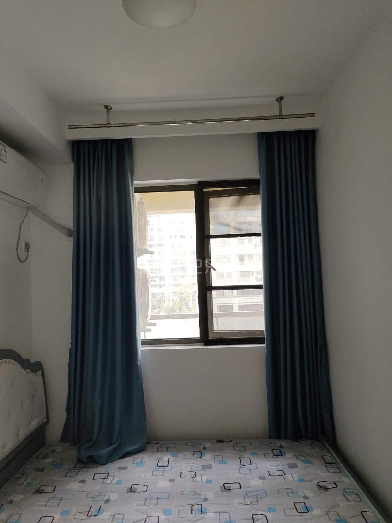 义府名苑8577697卧室窗户图7