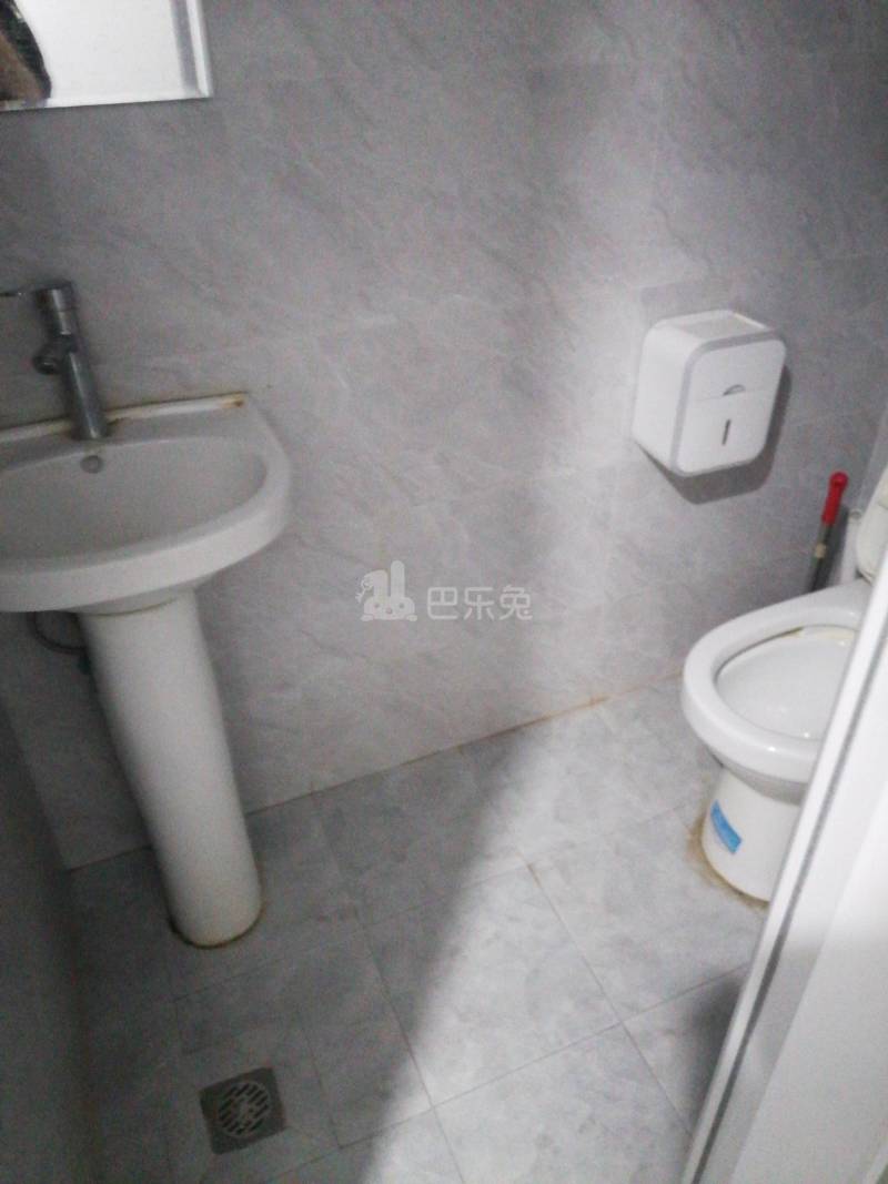 宝嘉誉府8590916卫生间图5