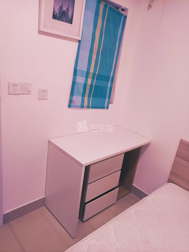 新市南路517号8602723卧室图2