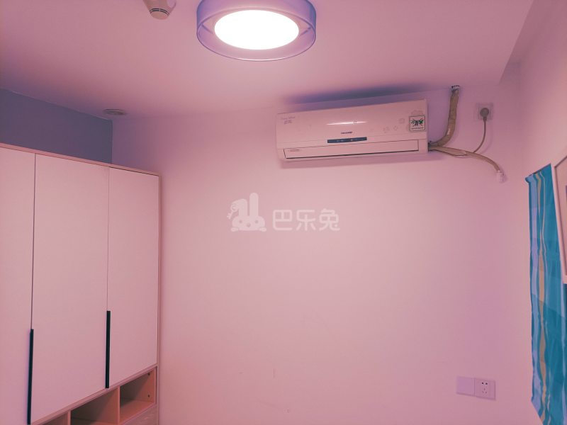 新市南路517号8602725卧室图4