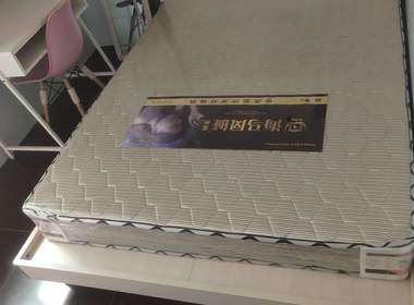 宦溪南安里18号 1室1厅1卫