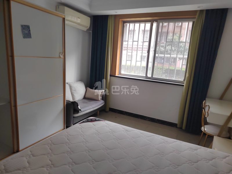 华银苑8621690卧室图1