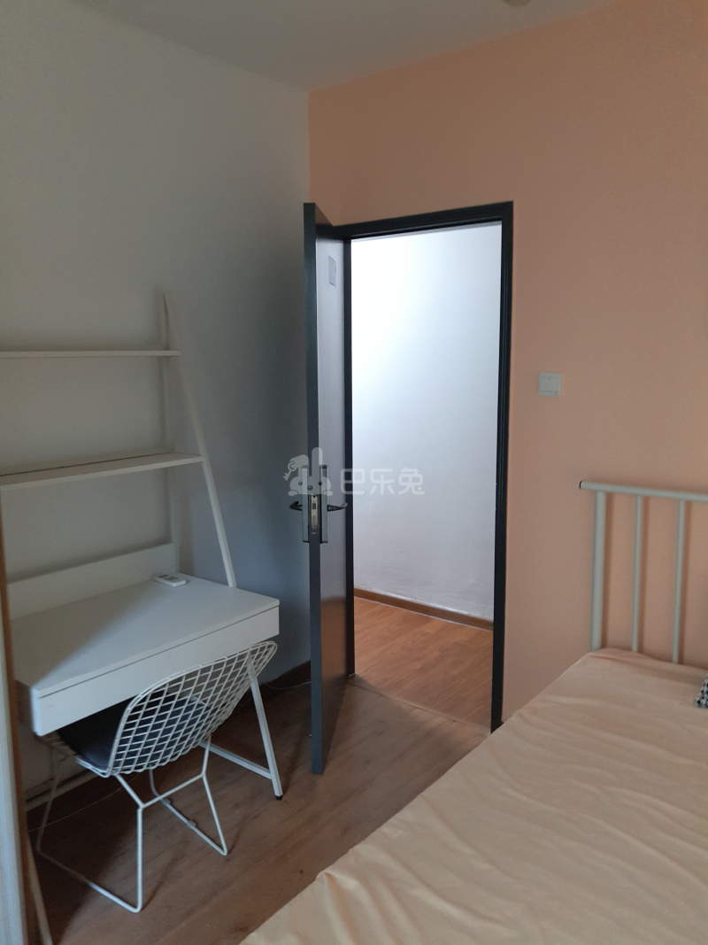 星海名城二期八组团8624137卧室图2