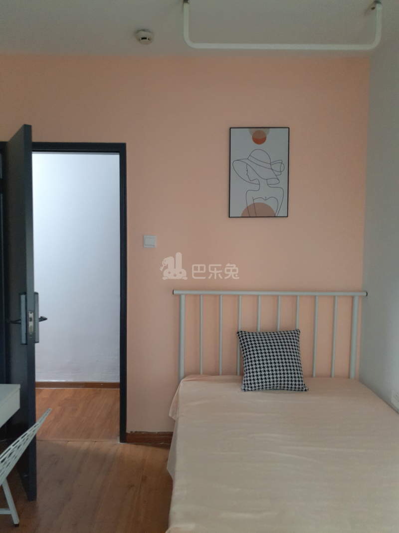 星海名城二期八组团8624137卧室图3