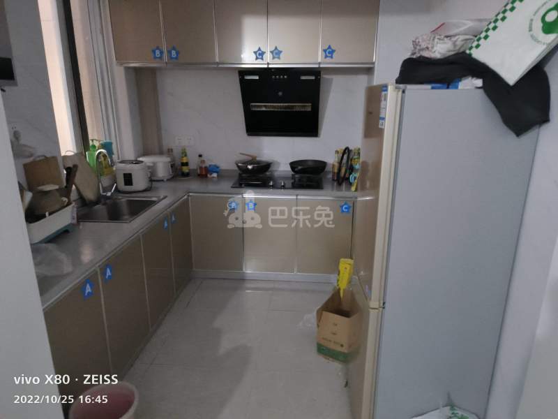 金海华城康平佳苑8627382厨房图6