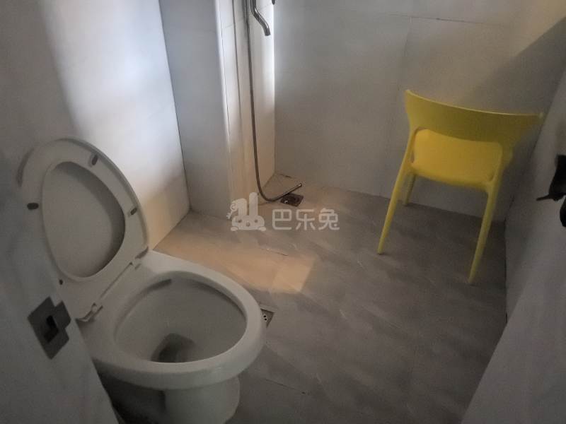 美兰湖中华园8635864卫生间图5