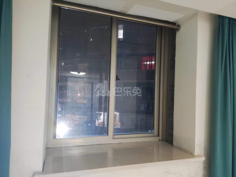 申桂公寓8639555卧室窗户图5