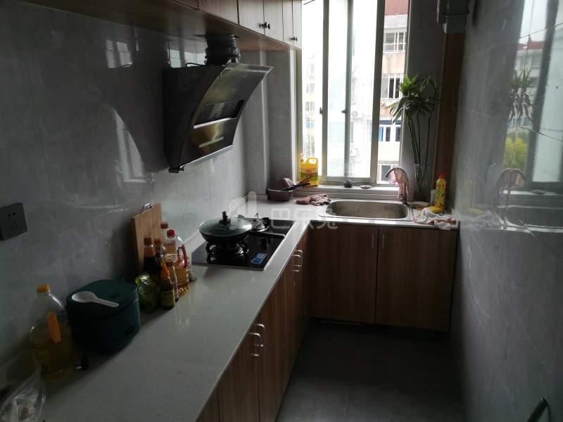玉兰小区（莲中路337弄）3133603厨房图4