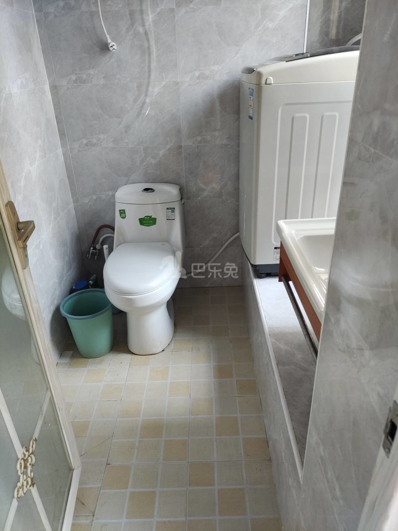 上实海上海白洋港城一期8644220卫生间图9