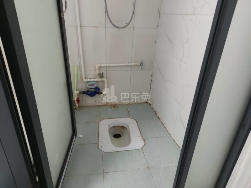 现代城华庭8664434卫生间图4