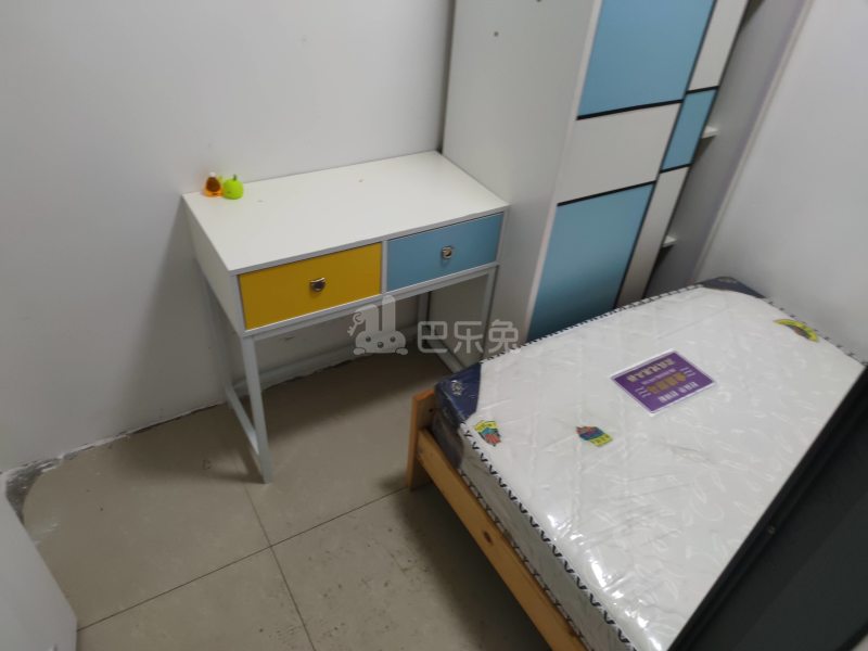 现代城华庭8664434卧室图2