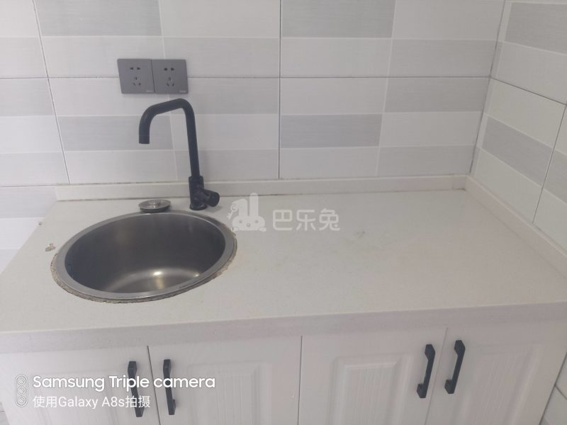 金海华城康平佳苑8667310厨房图4