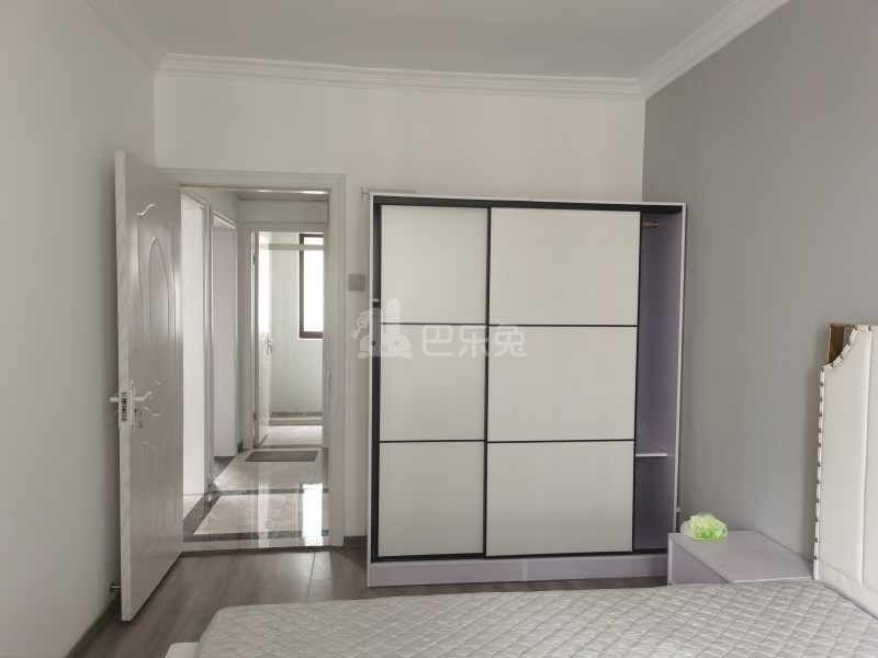 浦发东悦城8669994卧室图8