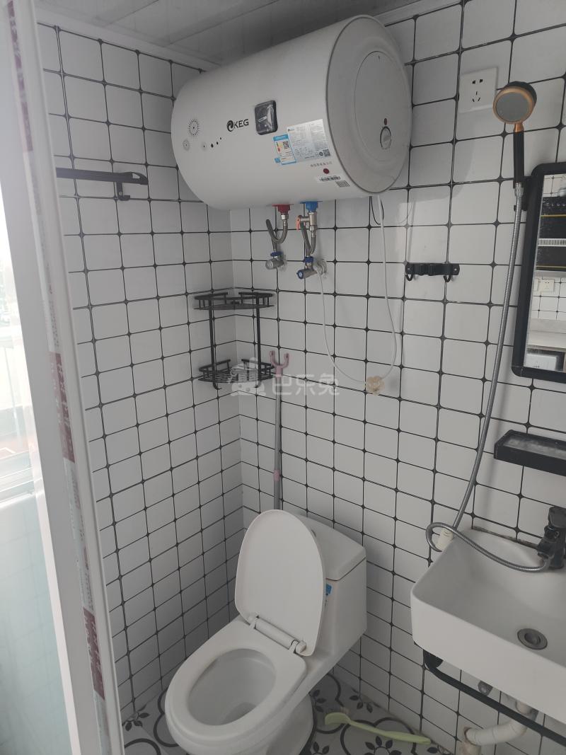 德锦苑8672526卫生间图14