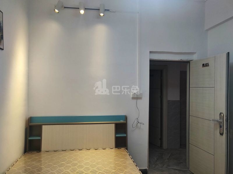 沙东街道范屋村31号8676661卧室图1