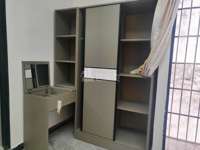 沙东街道范屋村31号8676661卧室图4