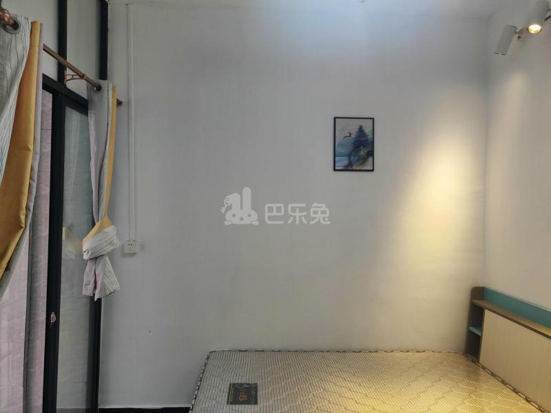 沙东街道范屋村31号8676661卧室图0