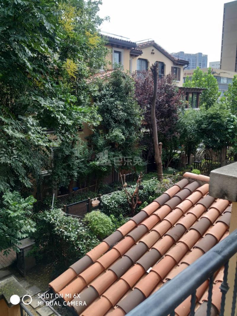 龙湖蔚澜香醍（云谷路1388弄）8682905周边环境图13