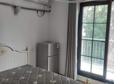 龙湖蔚澜香醍（云谷路1388弄） 