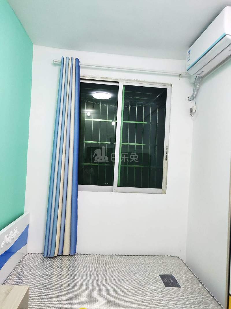 石牌迎龙大街二巷16号8688997卧室窗户图10