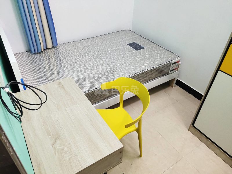 石牌迎龙大街二巷16号8688997卧室图3