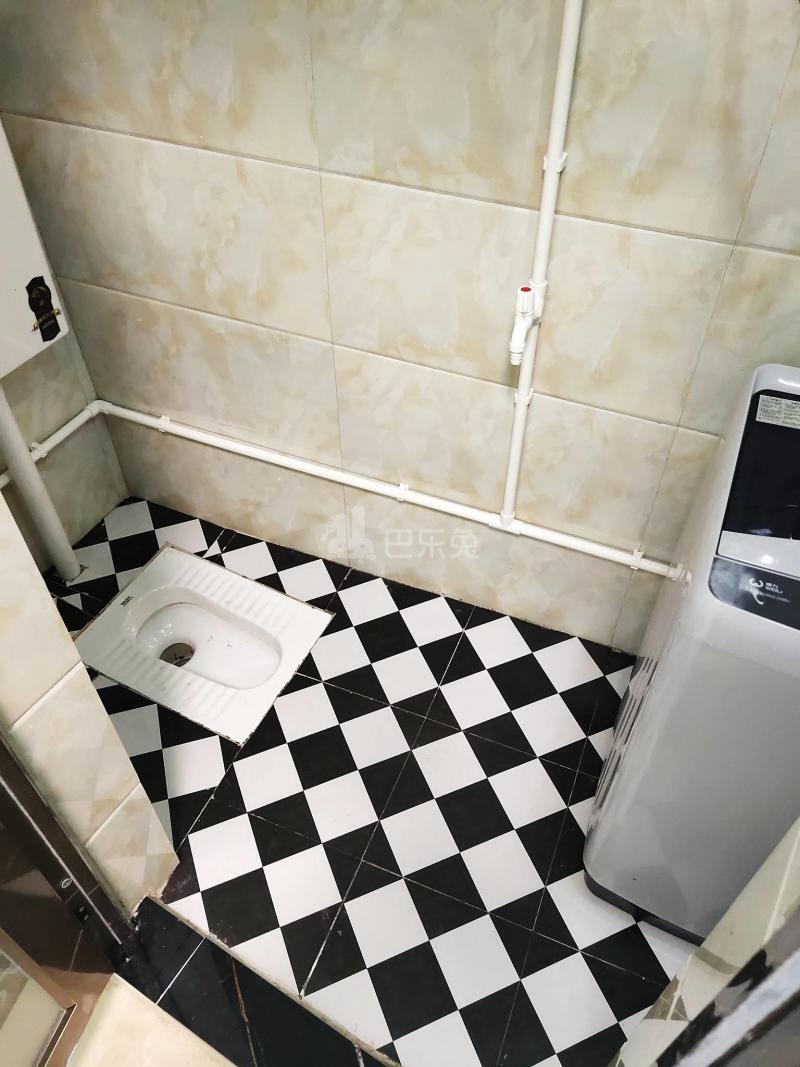 石牌迎龙大街二巷16号8688997卫生间图9