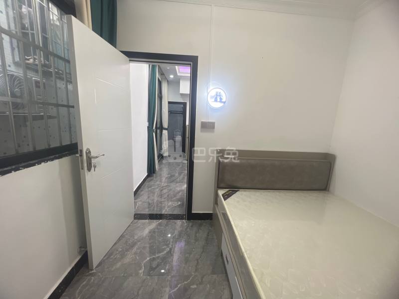 礼村西路一街9号之一8689915卧室图2