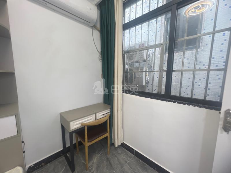 礼村西路一街9号之一8689915卧室图3