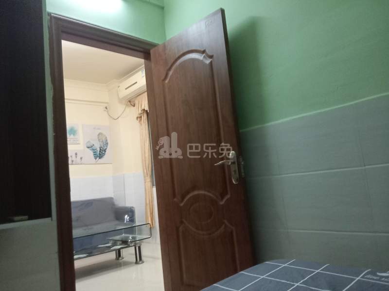 新豪电梯公寓（嘉禾望岗百花岭南街四巷4号）8694998卧室图2