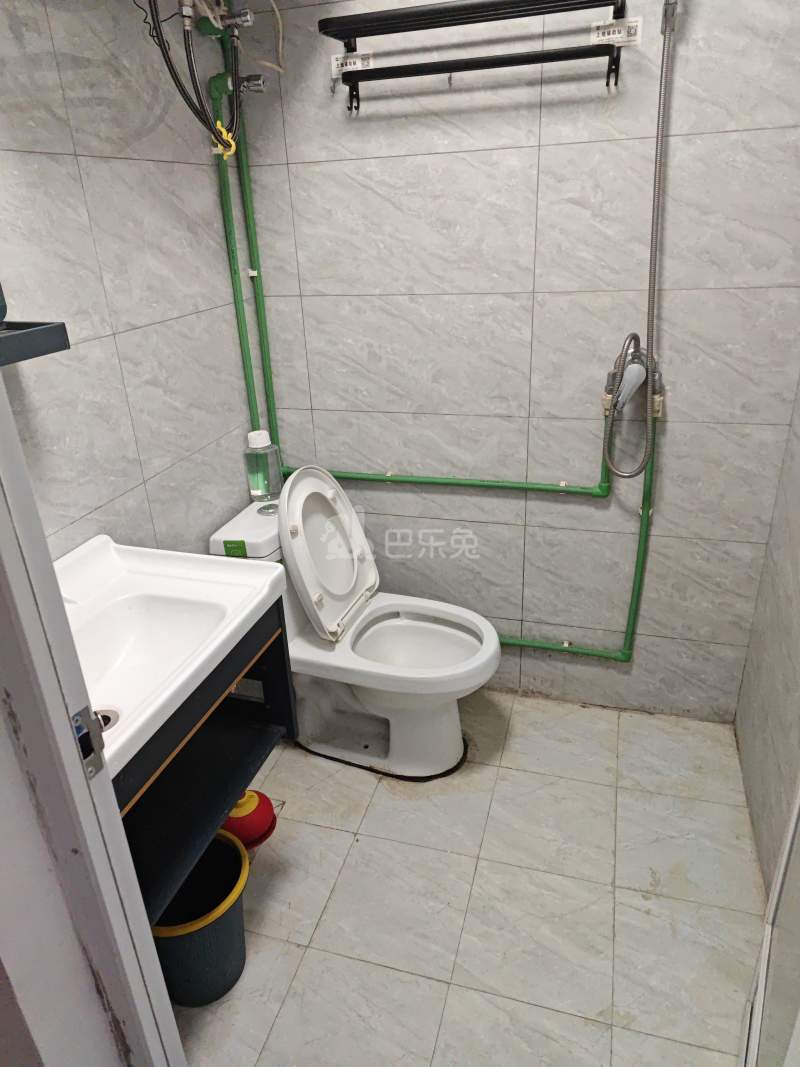 宝嘉誉府7432593卫生间图8